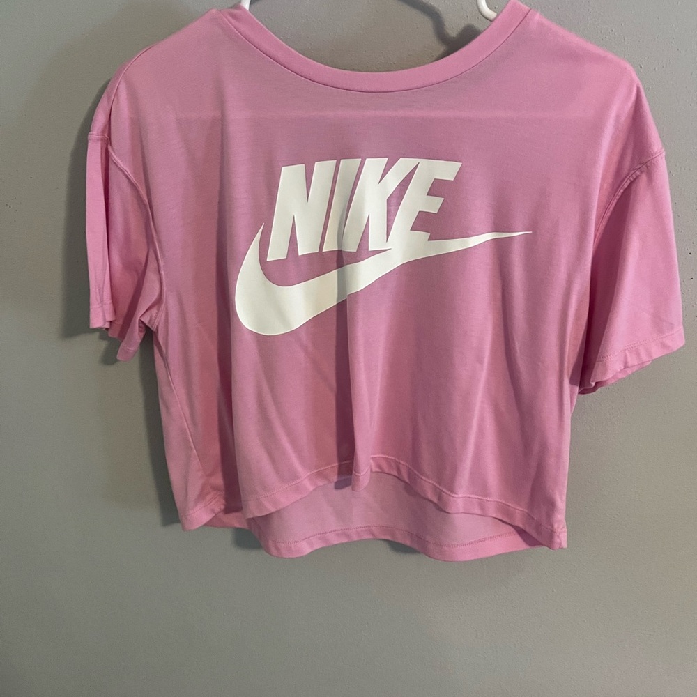 Nike Women's Vibrant Pink Crop Top